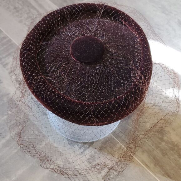Chocolate Brown Crushed Velevet Vtg Pill Box Hat - Picture 1 of 5